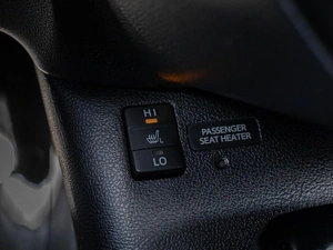 Лифтбек Toyota Prius 2017 года, 2290000 рублей, Краснодар