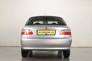 Седан Fiat Albea 2010 года, 439000 рублей, Челябинск