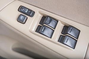 Хетчбэк Toyota Allex 2002 года, 629000 рублей, Томск