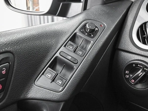 Внедорожник Volkswagen Tiguan 2012 года, 1419000 рублей, Ставрополь