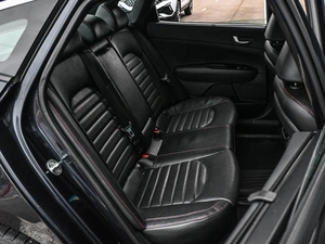 Седан Kia Optima 2017 года, 1939000 рублей, Кирилловка