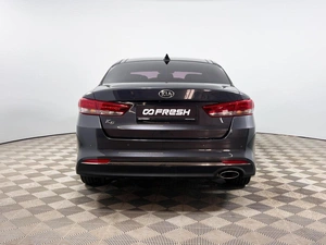 Седан Kia K5 2017 года, 1954900 рублей, Казань