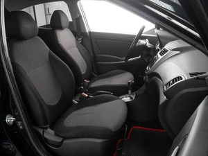 Седан Hyundai Solaris 2012 года, 719000 рублей, Тюмень