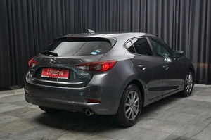 Седан Mazda Axela 2018 года, 1449000 рублей, Красноярск