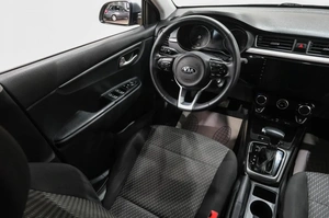 Седан Kia Rio 2019 года, 1349000 рублей, Новокузнецк