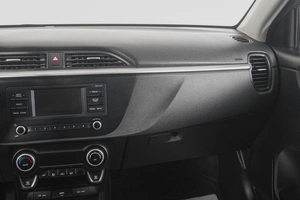 Седан Kia Rio 2020 года, 2049000 рублей, Кемерово