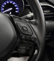 Внедорожник Toyota C-HR 2018 года, 1857000 рублей, Красноярск