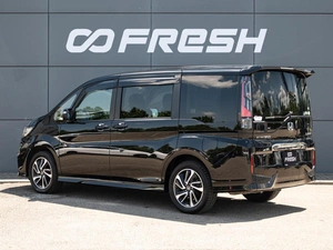 Минивэн Honda Stepwgn 2020 года, 2625000 рублей, Краснодар