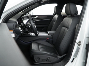 Седан Audi A6 2021 года, 5497077 рублей, Москва