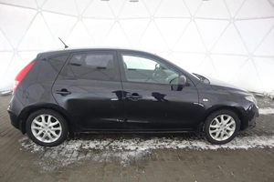 Хэтчбек Hyundai i30 2009 года, 660000 рублей, Орёл
