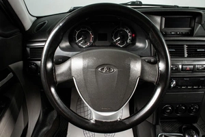 Седан ВАЗ (LADA) Priora 2015 года, 619000 рублей, Сургут