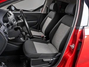 Седан Volkswagen Polo 2014 года, 899000 рублей, Тюмень