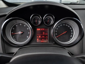 Хетчбэк Opel Astra 2013 года, 795000 рублей, Краснодар