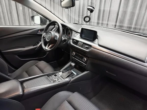 Седан Mazda 6 2017 года, 1799000 рублей, Красноярск