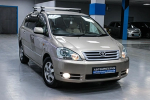Минивэн Toyota Ipsum 2001 года, 768000 рублей, Солонцы