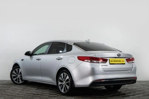 Седан Kia Optima 2018 года, 1899000 рублей, Сургут