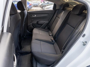 Седан Kia Rio 2017 года, 1179000 рублей, Саратов