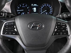 Седан Hyundai Solaris 2022 года, 1899000 рублей, Аксай