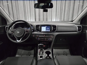 Внедорожник Kia Sportage 2017 года, 1750000 рублей, Красноярск