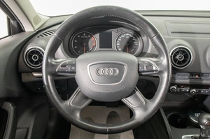 Хетчбэк Audi A3 2013 года, 1349000 рублей, Барнаул