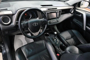 Внедорожник Toyota RAV4 2012 года, 1649000 рублей, Омск