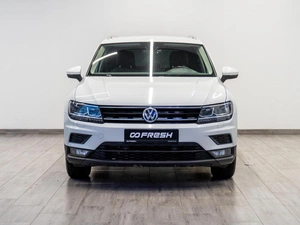 Внедорожник Volkswagen Tiguan 2018 года, 2299000 рублей, Саратов