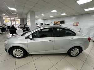 Седан Chevrolet Aveo 2014 года, 499999 рублей, Ачинск