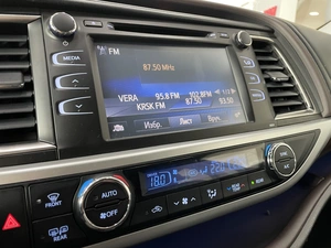 Внедорожник Toyota Highlander 2015 года, 2987000 рублей, Солонцы