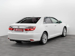 Седан Toyota Camry 2015 года, 2075000 рублей, Красноярск