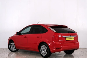 Хетчбэк Ford Focus 2008 года, 689000 рублей, Красноярск