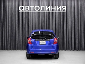 Хетчбэк Honda Fit 2011 года, 949000 рублей, Красноярск