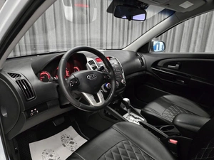 Универсал Kia Ceed 2012 года, 760000 рублей, Красноярск