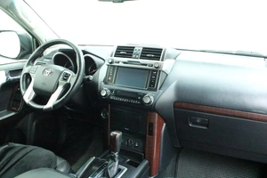 Внедорожник Toyota Land Cruiser Prado 2017 года, 3995000 рублей, Красноярск