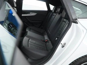 Лифтбек Audi A5 2020 года, 3949055 рублей, Москва