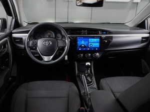 Седан Toyota Corolla 2014 года, 1199000 рублей, Тюмень