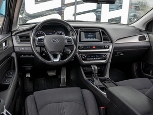 Седан Hyundai Sonata 2017 года, 1679000 рублей, Краснодар