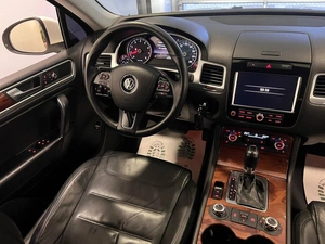 Внедорожник Volkswagen Touareg 2004 года, 799000 рублей, Красноярск