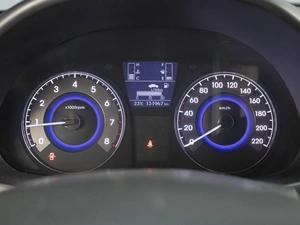 Седан Hyundai Solaris 2014 года, 1170000 рублей, Омск