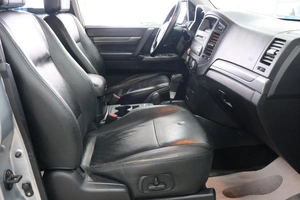 Внедорожник Mitsubishi Pajero 2011 года, 1779000 рублей, Омск