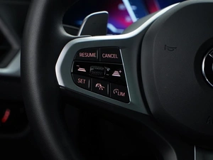 Седан BMW 3 серия 2024 года, 5449999 рублей, Москва