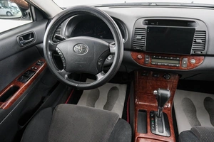 Седан Toyota Camry 2005 года, 1049000 рублей, Красноярск