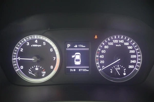 Седан Hyundai Sonata 2018 года, 1800000 рублей, Орёл