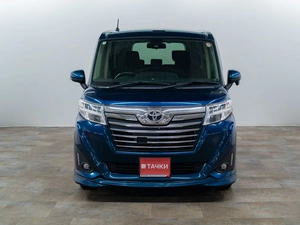 Минивэн Toyota Roomy 2018 года, 1025000 рублей, Красноярск