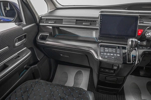 Минивэн Honda Stepwgn 2015 года, 1659000 рублей, Барнаул