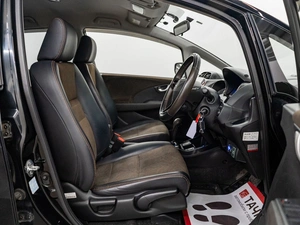 Универсал Honda Fit Shuttle 2013 года, 990000 рублей, Красноярск