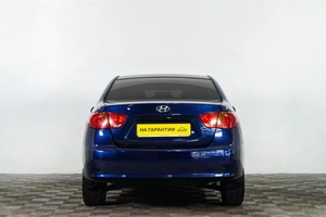Седан Hyundai Elantra 2009 года, 549000 рублей, Сургут