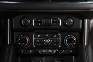 Внедорожник Chevrolet Tahoe 2021 года, 9999000 рублей, Новосибирск