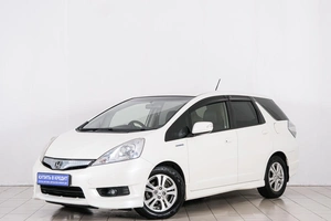 Универсал Honda Fit Shuttle 2012 года, 729000 рублей, Красноярск