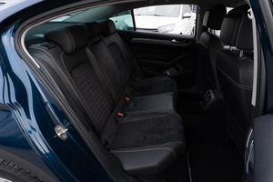 Седан Volkswagen Passat 2020 года, 2199000 рублей, Саратов