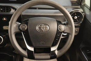 Хетчбэк Toyota Aqua 2020 года, 1399000 рублей, Челябинск